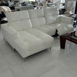 Brand New Maxdivani Couch