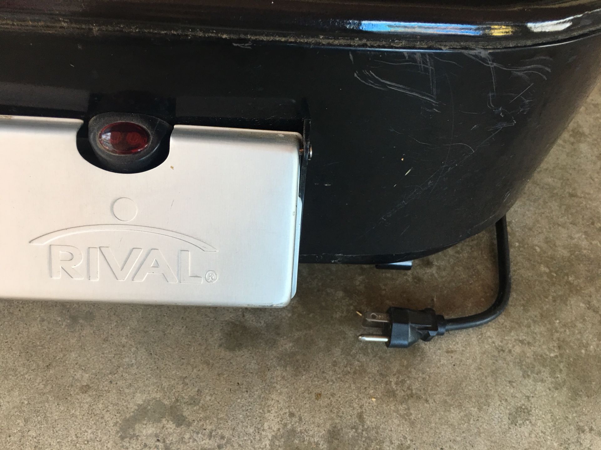 RIVAL KC Electric Outdoor SMOKER Black Portable 5820 New Old Stock