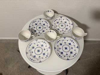8 Pcs Denmark Pattern Cake Plates and Cups Blue White Porcelain
