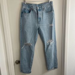Levi’s 501 light wash