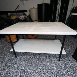 Small table and side table 