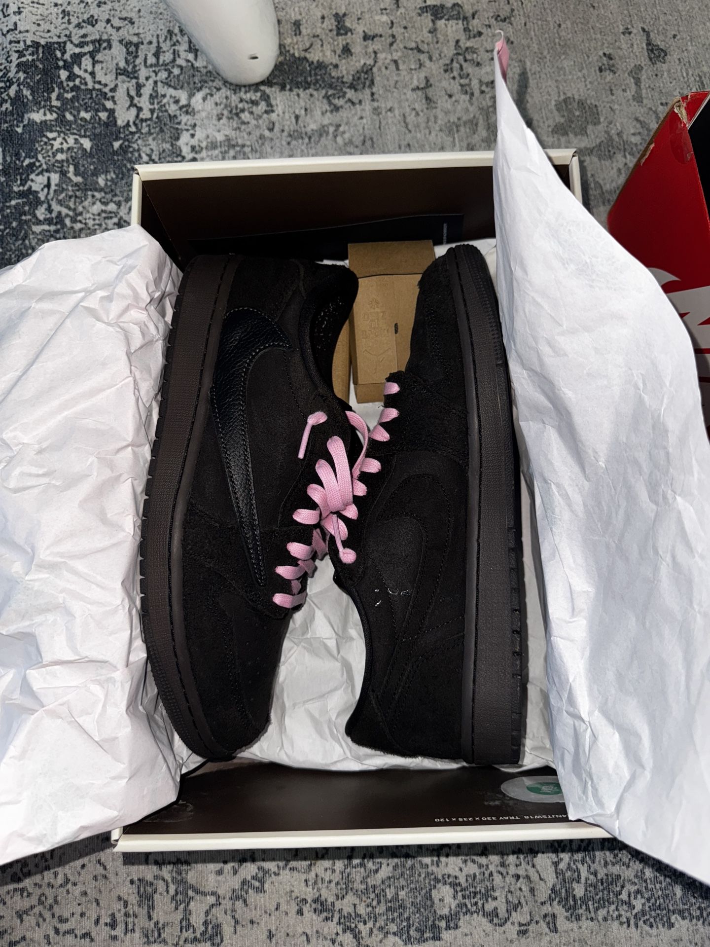 Travis Scott Velvet Brown Size 9.5
