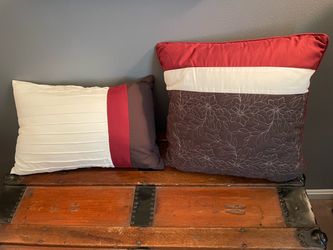 Throw pillows
