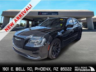 2019 Chrysler 300