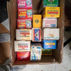 Large Sports Card Collection Baseball Football Hockey Basketball 