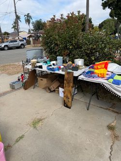Household items, clothes shoes decor + more
