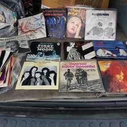 Collectors 45s.... Really Neat Stuff.  Offers 