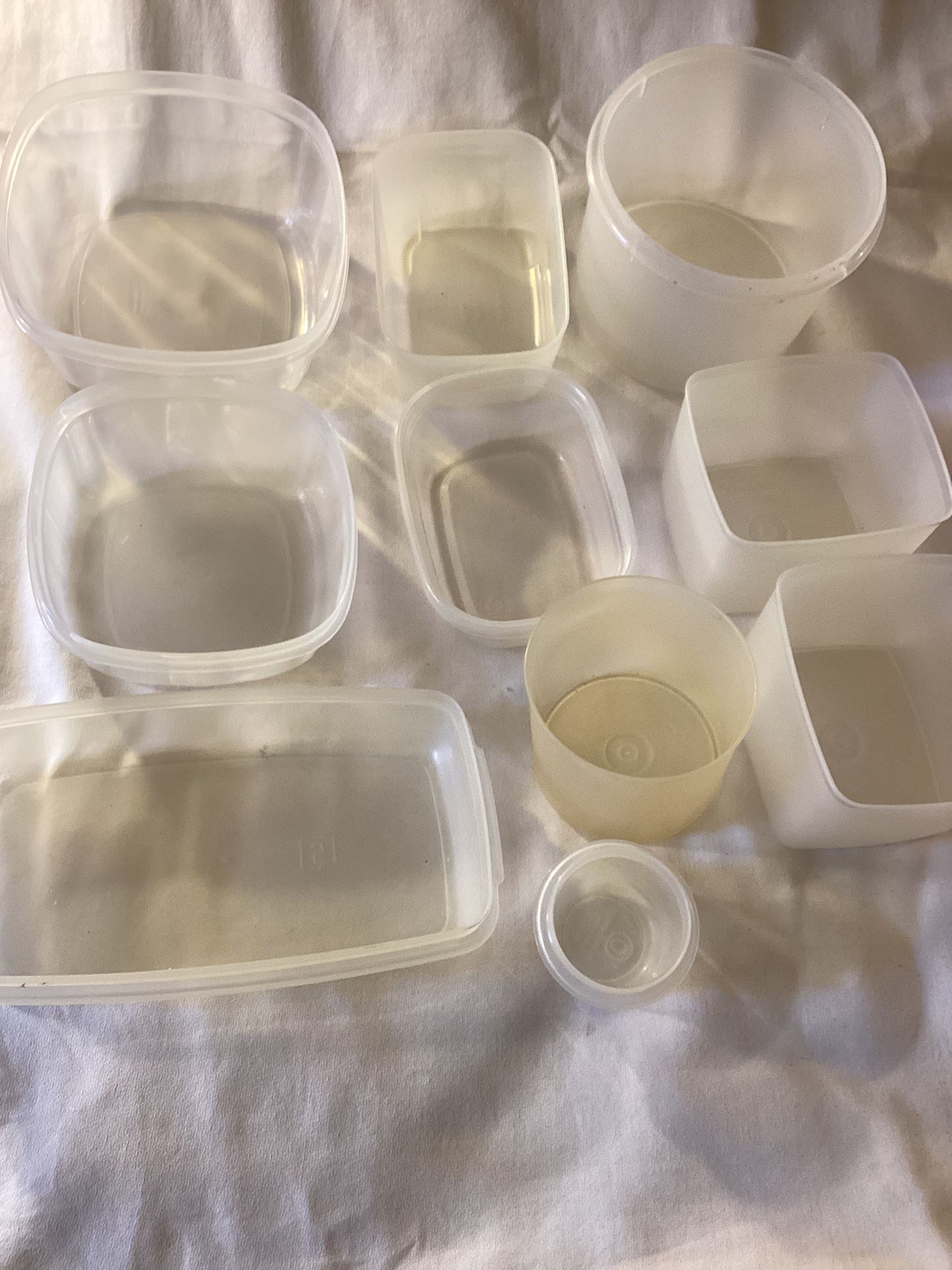 10 Plastic Containers