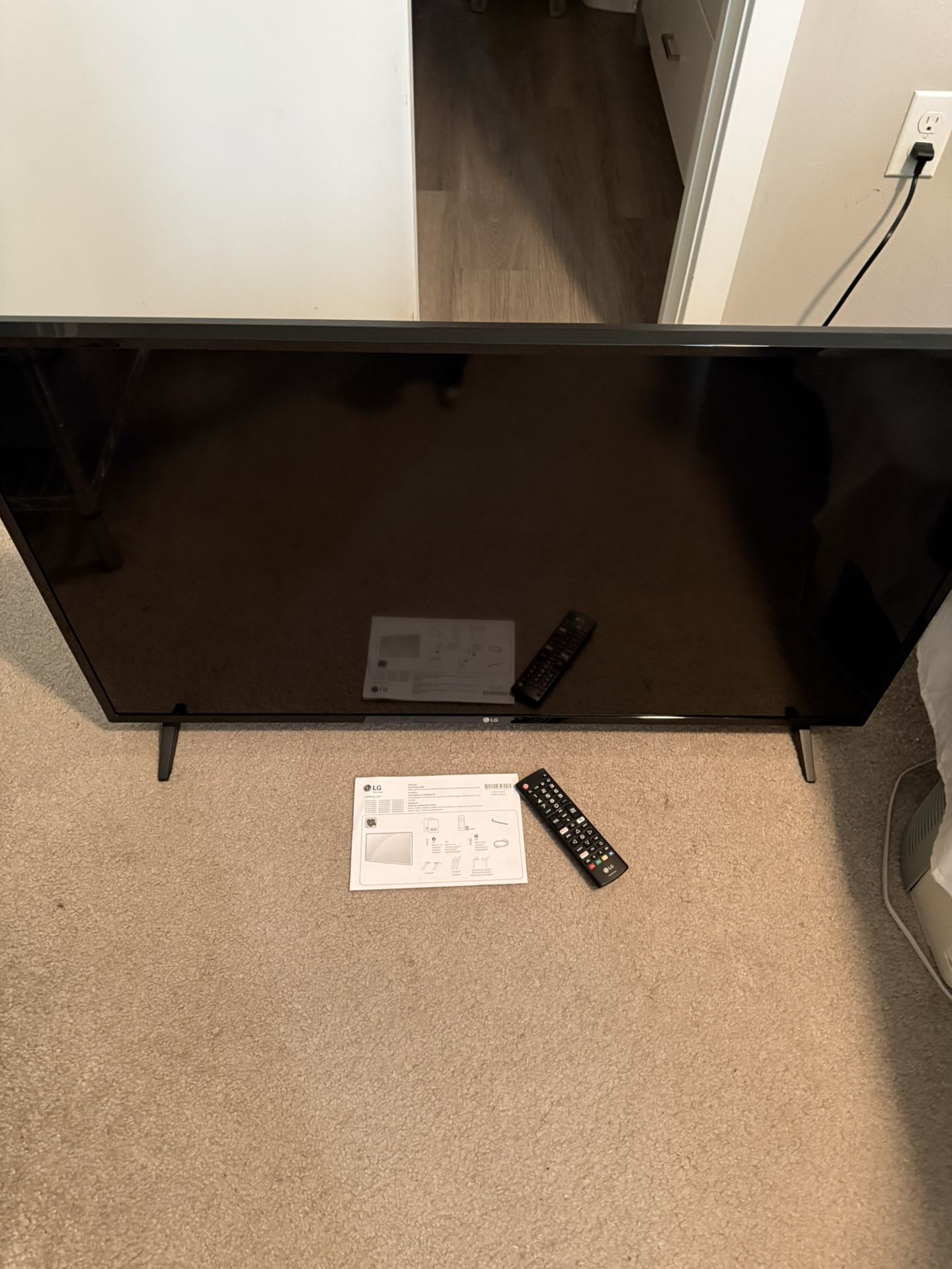 43 Inch LG t.v.