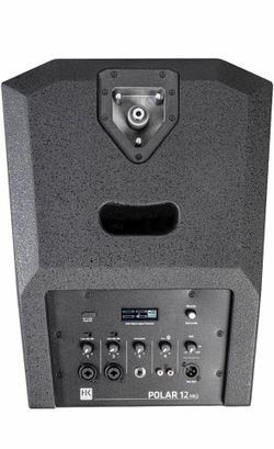 Line array column speakers