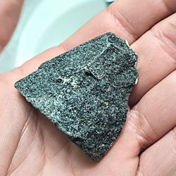 Hematite Crystal Healing Rough Stone, Natural Raw Crystals for Manifestation, Meditation and Reiki Healing

