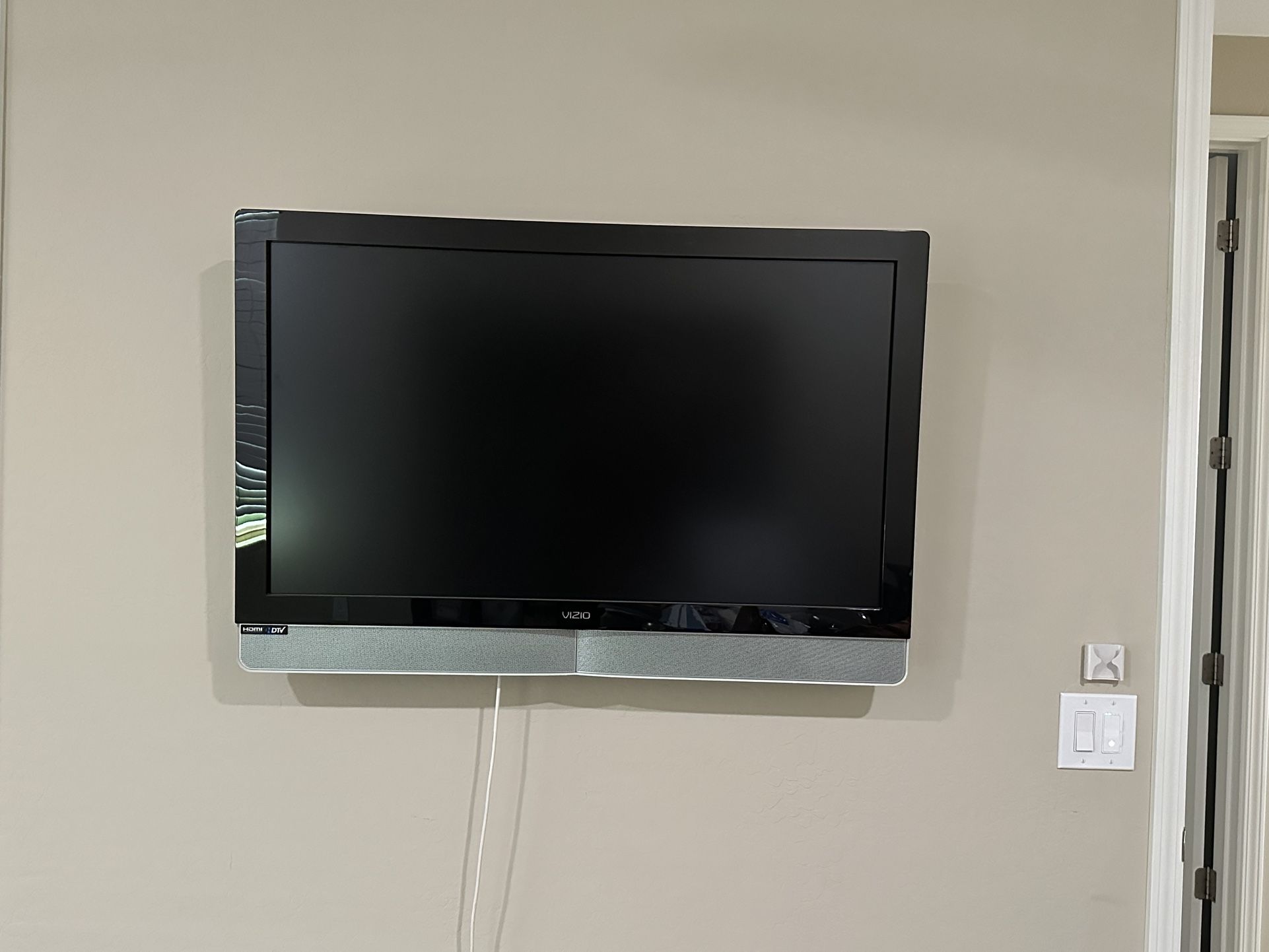 Vizio 42 inch Flat Screen TV
