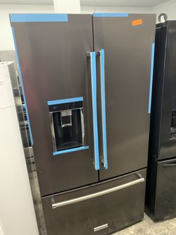 Kitchen aid French door in dark stainless