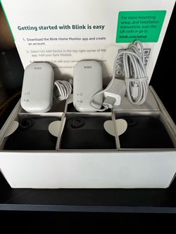 Blink outdoor 4 Cameras (2 left)