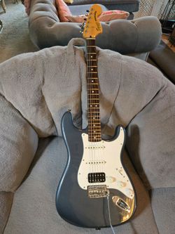 Squier Vintage Modified HSS Stratocaster electric guitar