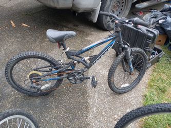 20in hyper mountain bike