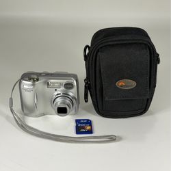 Nikon Coolpix 4100 Silver 4.0MP Digital Camera with 256MB Memory Card - WORKING
