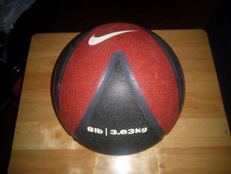 NIKE WEIGHT TRAINING BALL