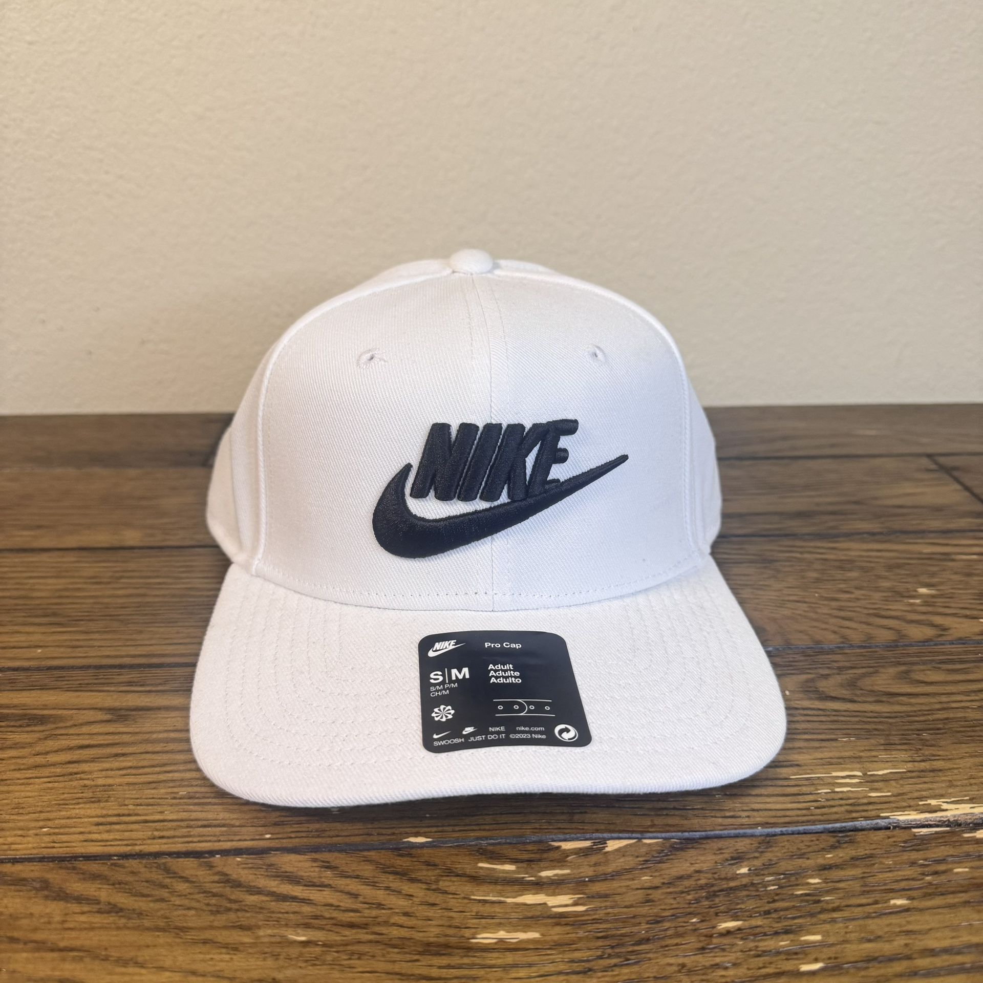Ready Today – Nike Pro Cap White Dri-FIT Hat (S/M)