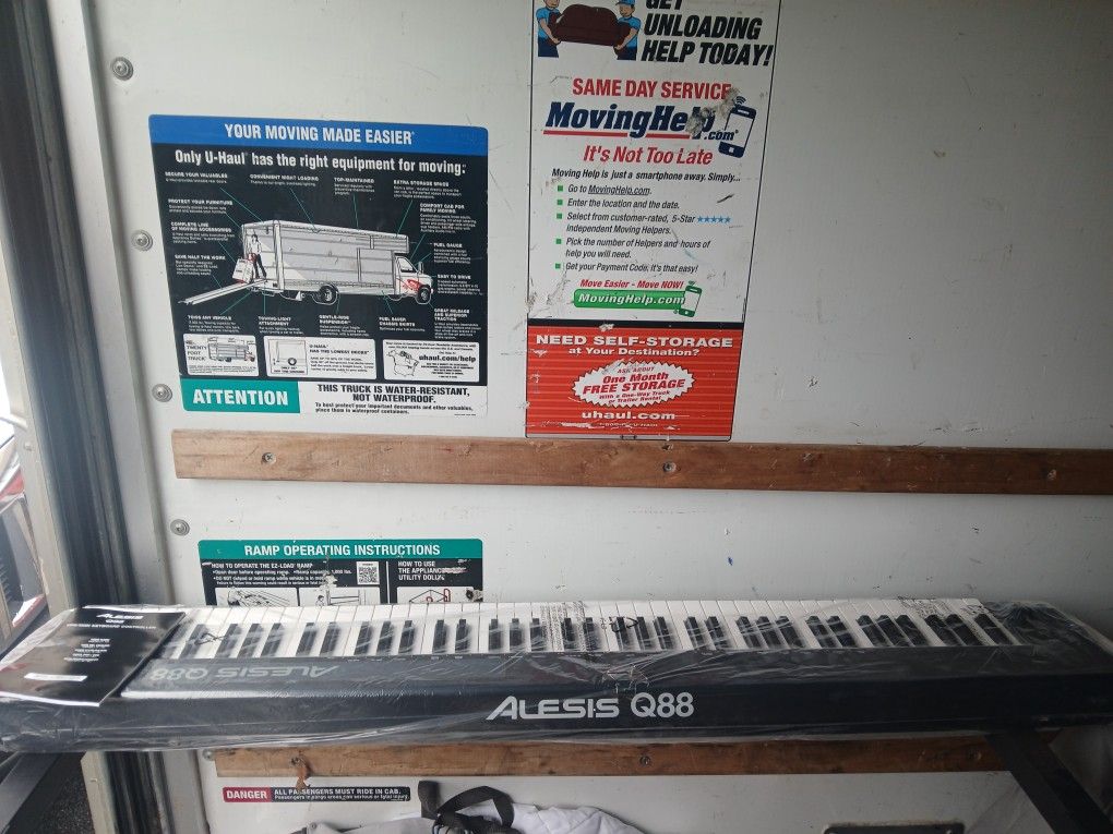 KEYBOARD