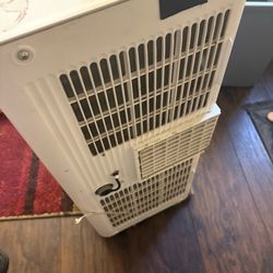 AC