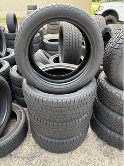 4 llantas 285/45r22 dela BRIDGESTONE 95% de vida por $550