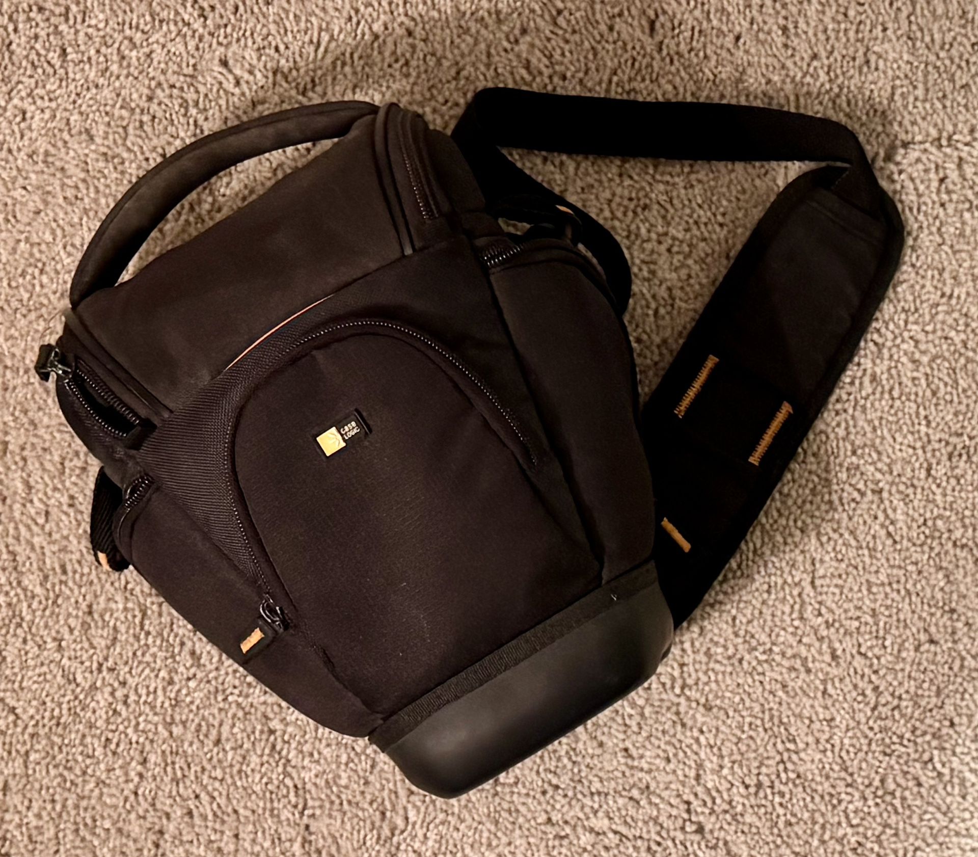 Case Logic DSLR Camera (Black)