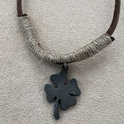 🍀 4 Leaf Clover 🍀 Necklace/Choker
