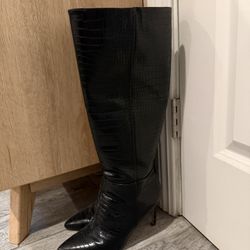 Thigh high Boots