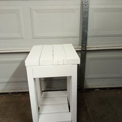 Small Side Table Great 🎄 Gift 