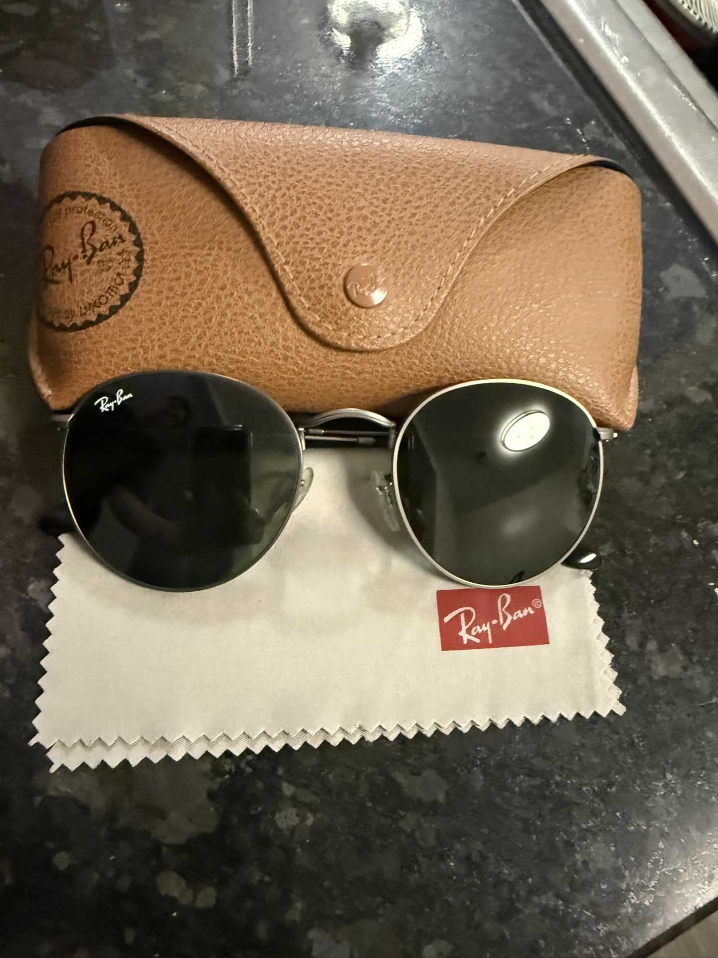 Authentic RayBan Round Metal Sunglasses
