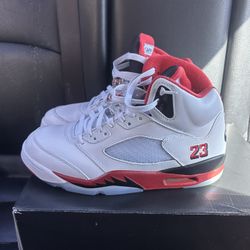 Air Jordan Fire Red 5s