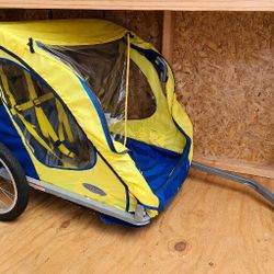 InStep Double Bike Trailer for Kids, Good Condition