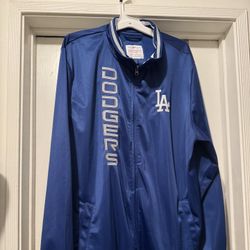 DODGERS JACKET SIZE XXL….