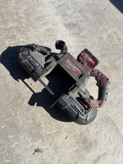 Milwaukee M18 Deep Cut Band Saw