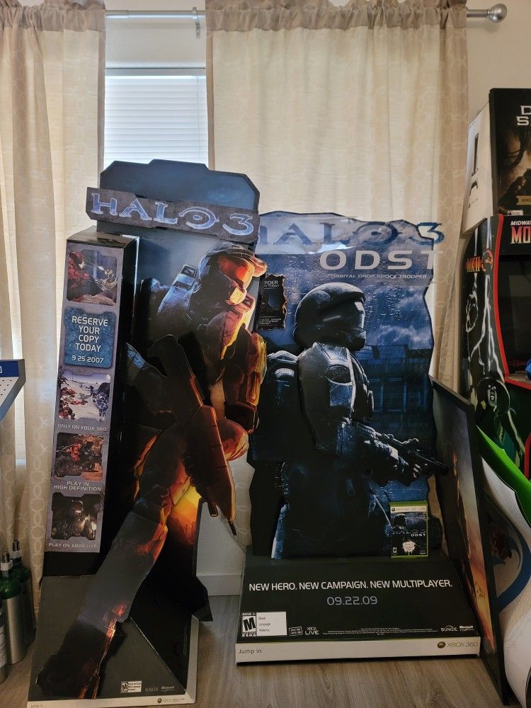 Halo 3 & Halo 3 ODST Standees