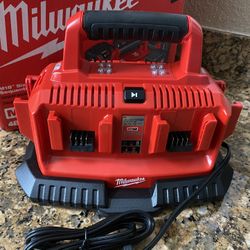 Milwaukee 48-59-1806 M18 18V 6 bank Sequential Charger