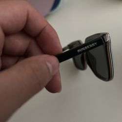 Burberry Sunglasses 