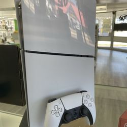 PS5 DIGITAL WITH 2 CONTROLLERS