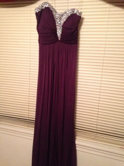 Beautiful plum evening gown 😊