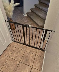 Extra Wide Pet Gate / Safety Gate - Fits Openings 29” - 49”
