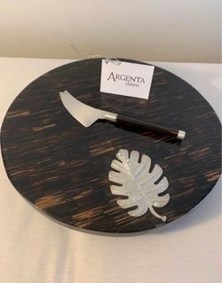 Rotating Table made of mother of Pearl and Sterling Silver NEW