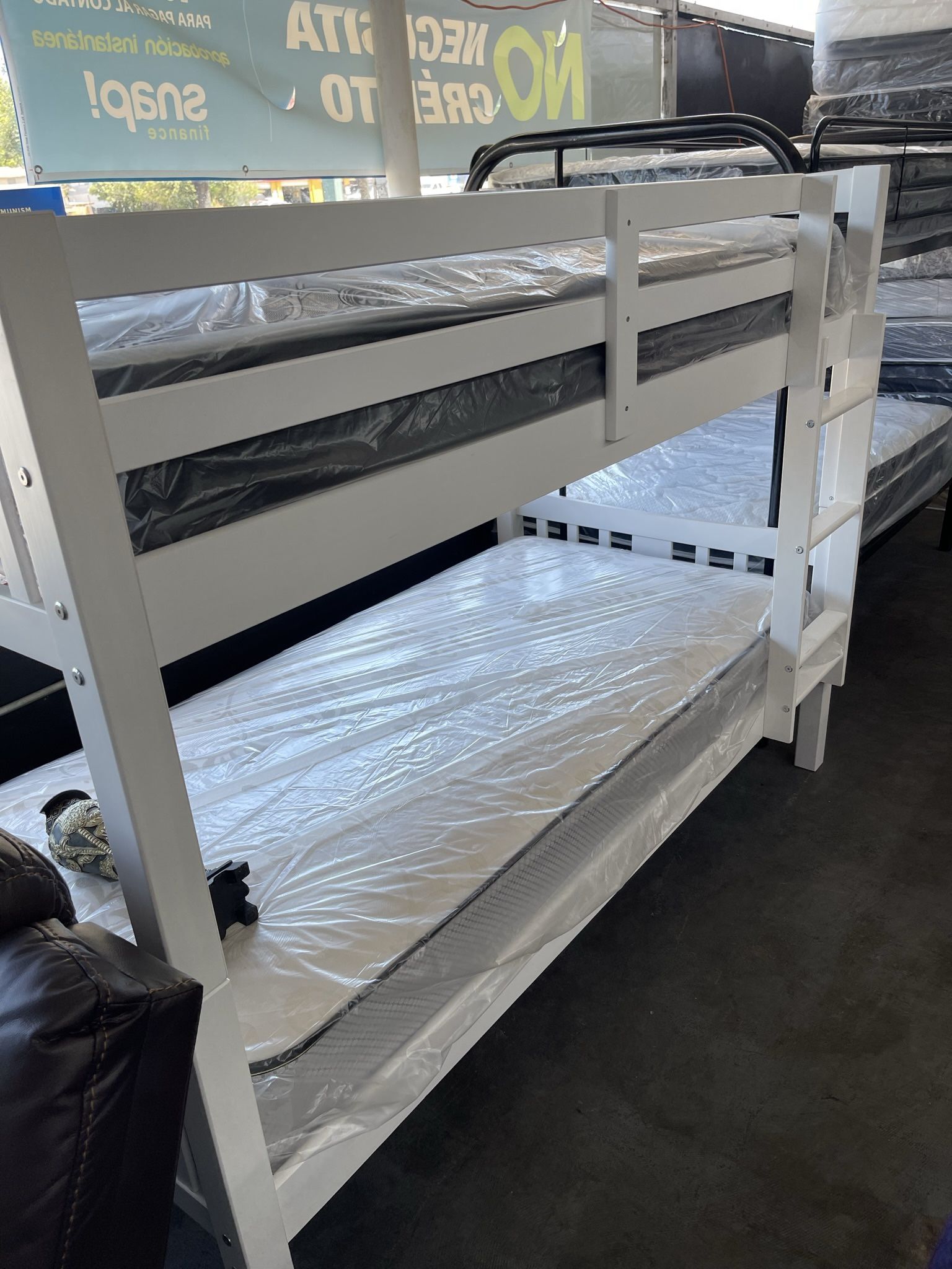 New Bunk Bed With Matresses