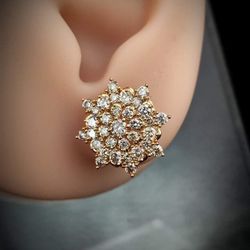 2 CARAT DIAMOND SPLENDID EARRINGS IN YELLOW GOLD