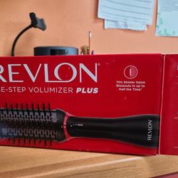 Revelon One-Step Volumizer Plus