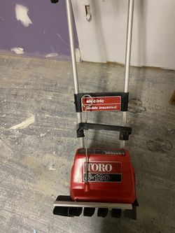 Toro S-120 Snowblower 