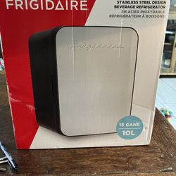 Frigidaire 15 Can Beverage Cooler. New In The Box