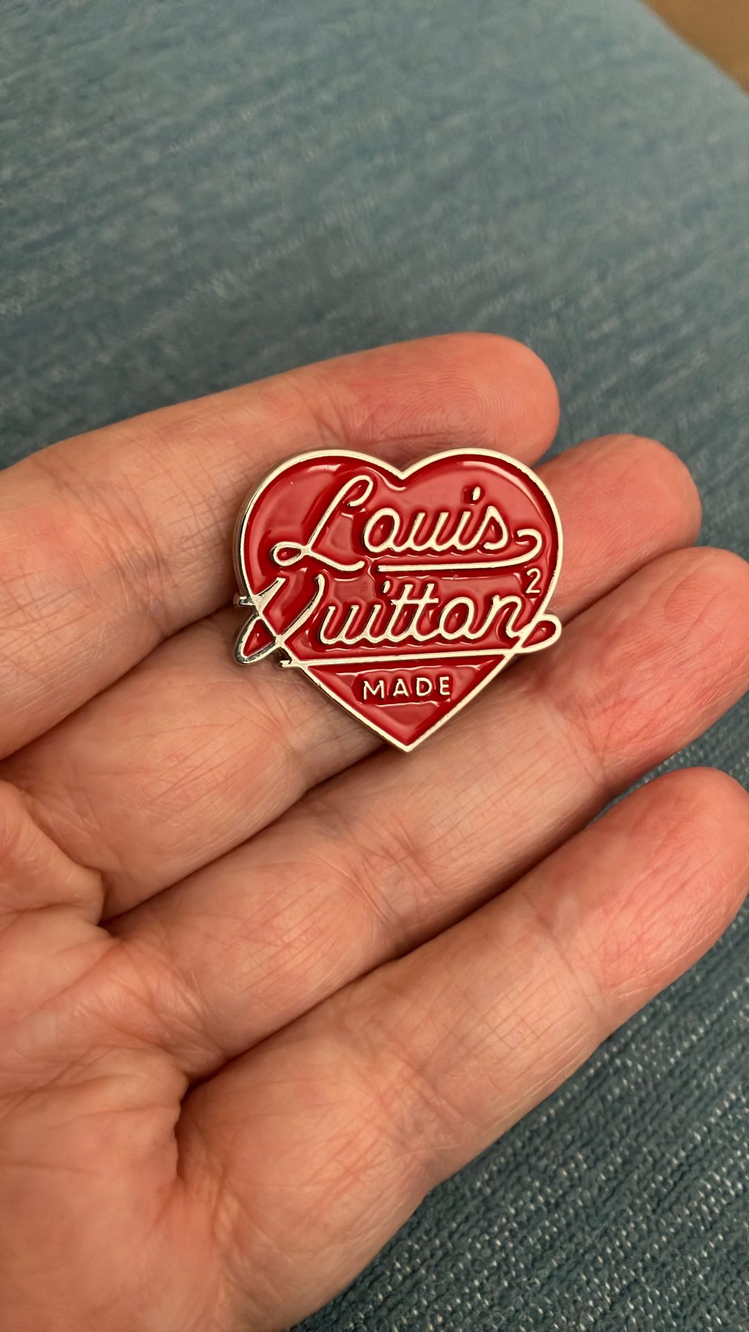 LV PIN