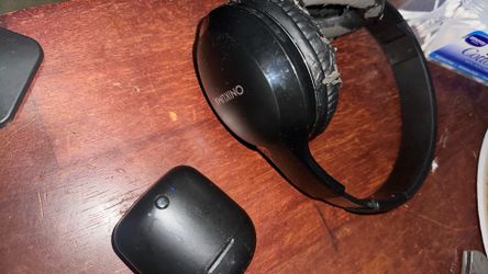 Wireless hearphones/headphones