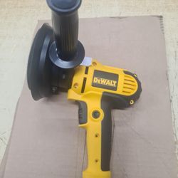 DEWALT Rotary Sander, Variable Speed, Dust Shroud, 5-Inch (DWE6401DS)